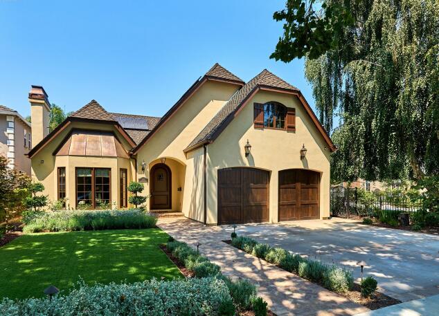 外墻真石漆為什么會(huì)脫落？（大量掉皮）